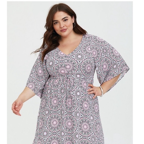 TORRID medallion ivory challis strappy dress 1x,4x - Picture 2 of 4